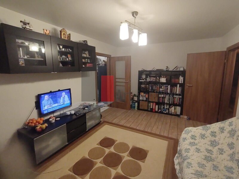 Huedin, vanzare apartament 3 camere.